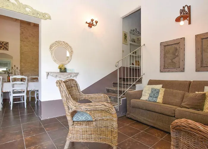 Semesterbostad Rita Comiso